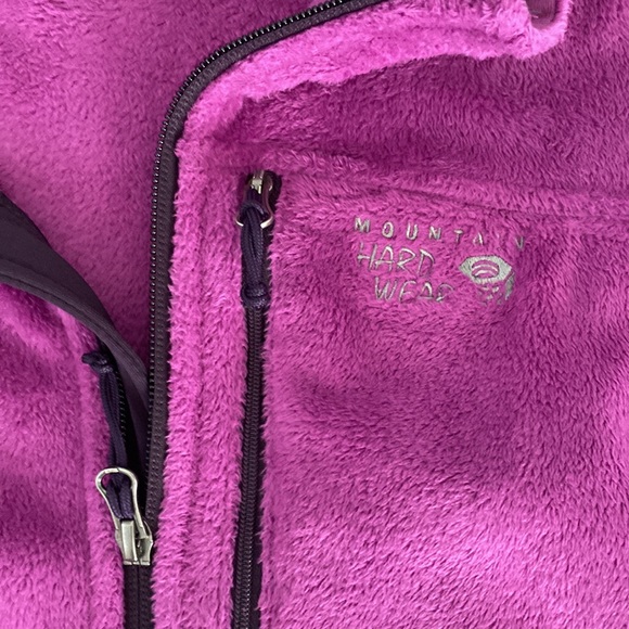 Mountain Hardware woman’s Large full zip fleece - Picture 3 of 10